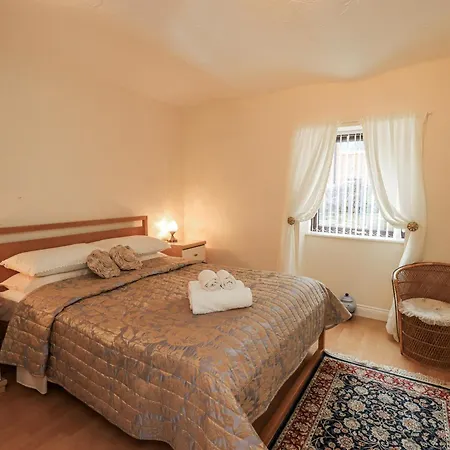 The Coach House بيت للعطل *